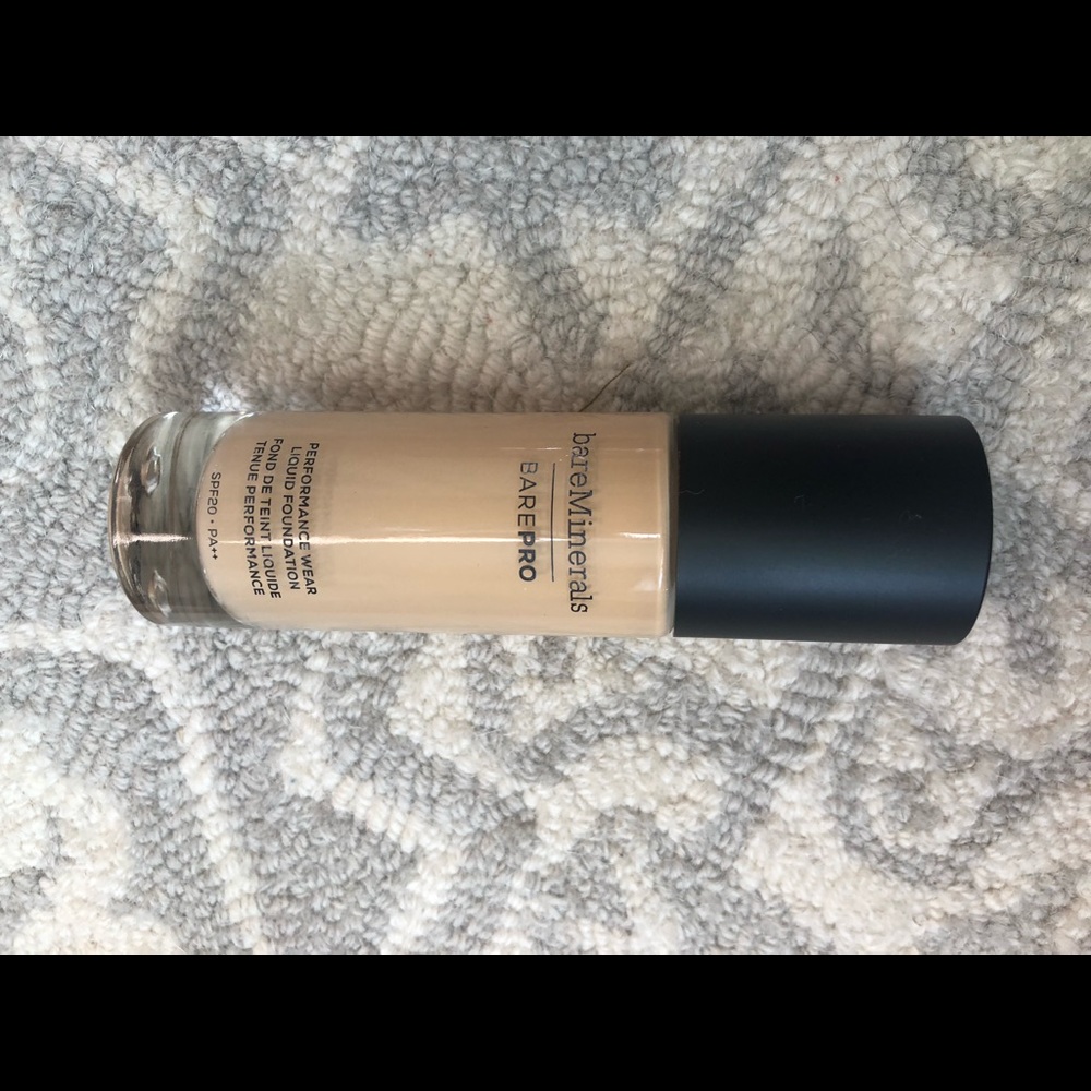 NEW Bareminerals coverup